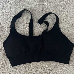 Black Seamless Synergy Essentials Sports Bra